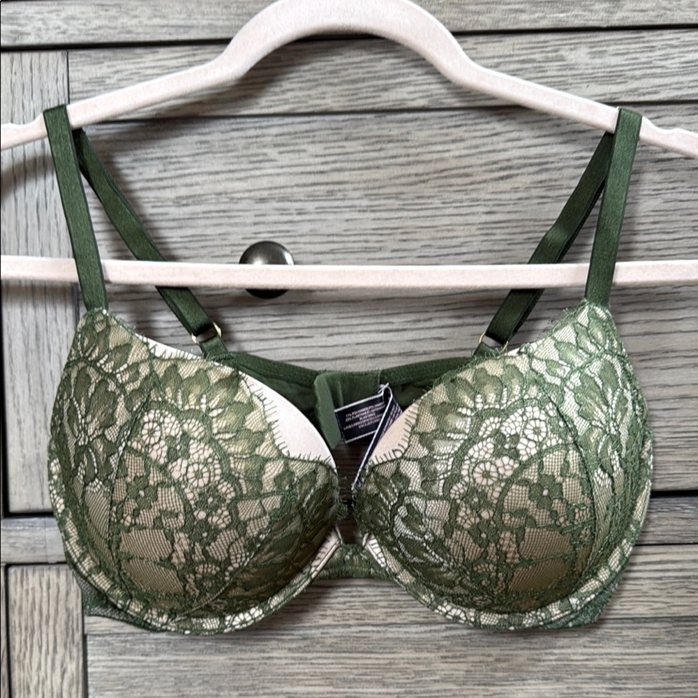 Elegant Green Lace Bra